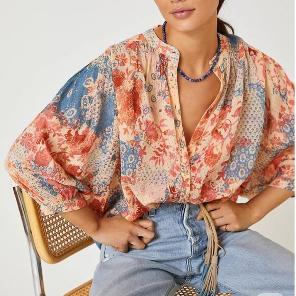 PILCRO Anthropologie The Sidney Batwing Womens size medium Blouse pretty print - Picture 1 of 9